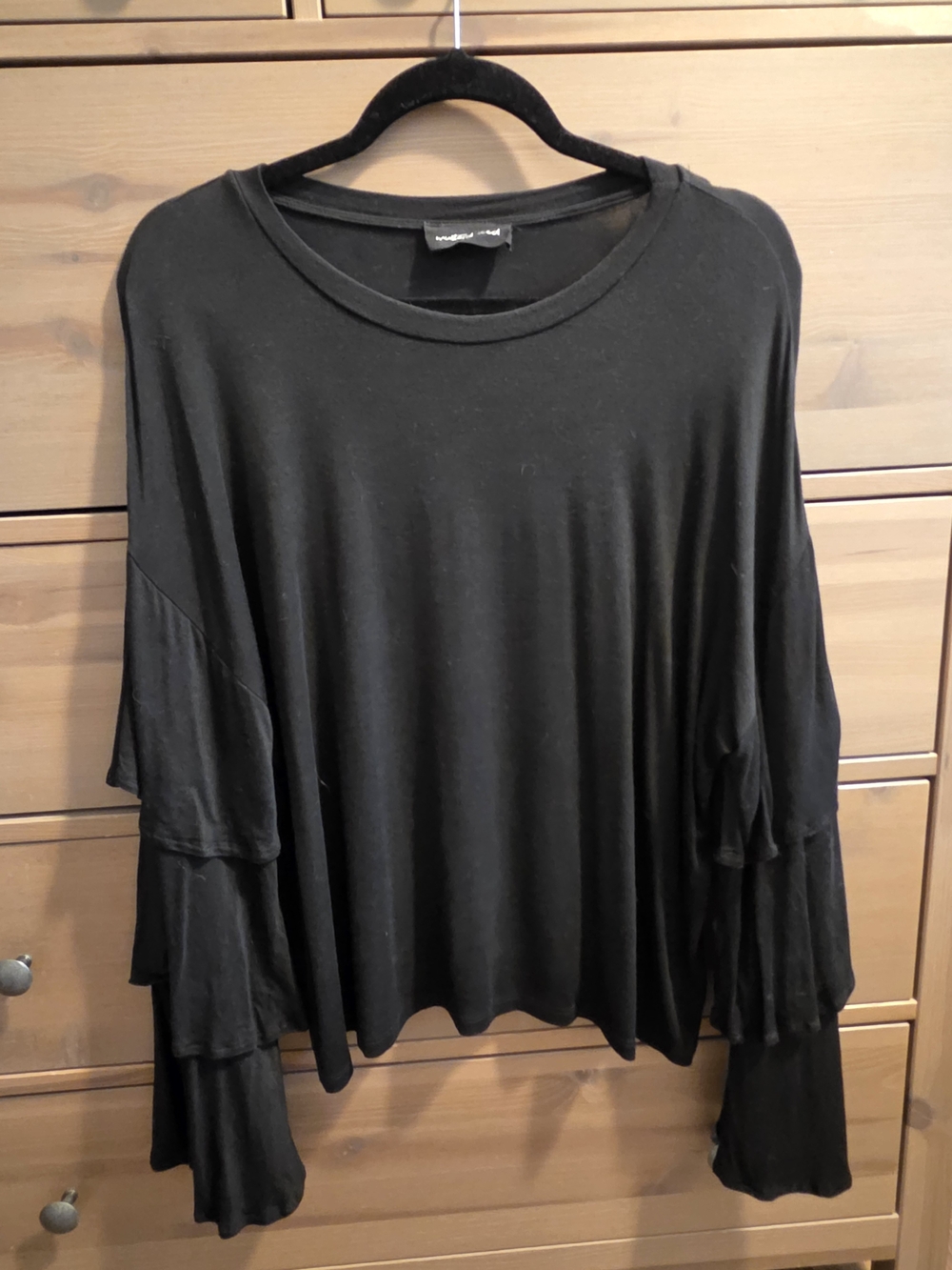 Black Ruffle-Sleeve And Tiered Long-Sleeve Tee